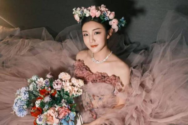 AG捕鱼游戏 陈梦生日化身“花仙子”，灯光秀点亮30城，本色出演电视剧获好评